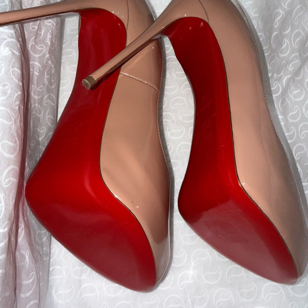 Christian Louboutin Blush Peep Toe Heels 37 (Size 7) - Picture 2 of 3